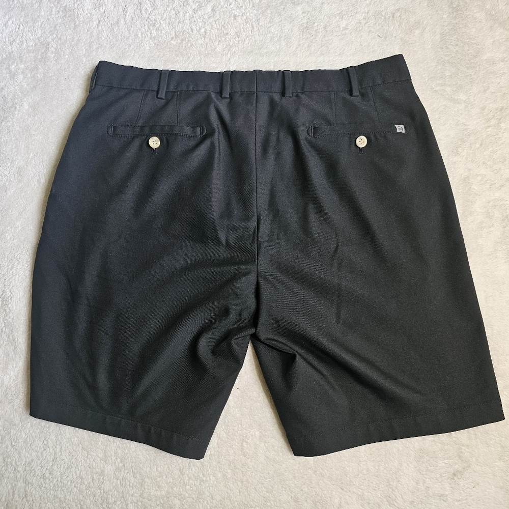 Peter Millar - Salem Performance Short - 36- Black - Picture 5 of 7
